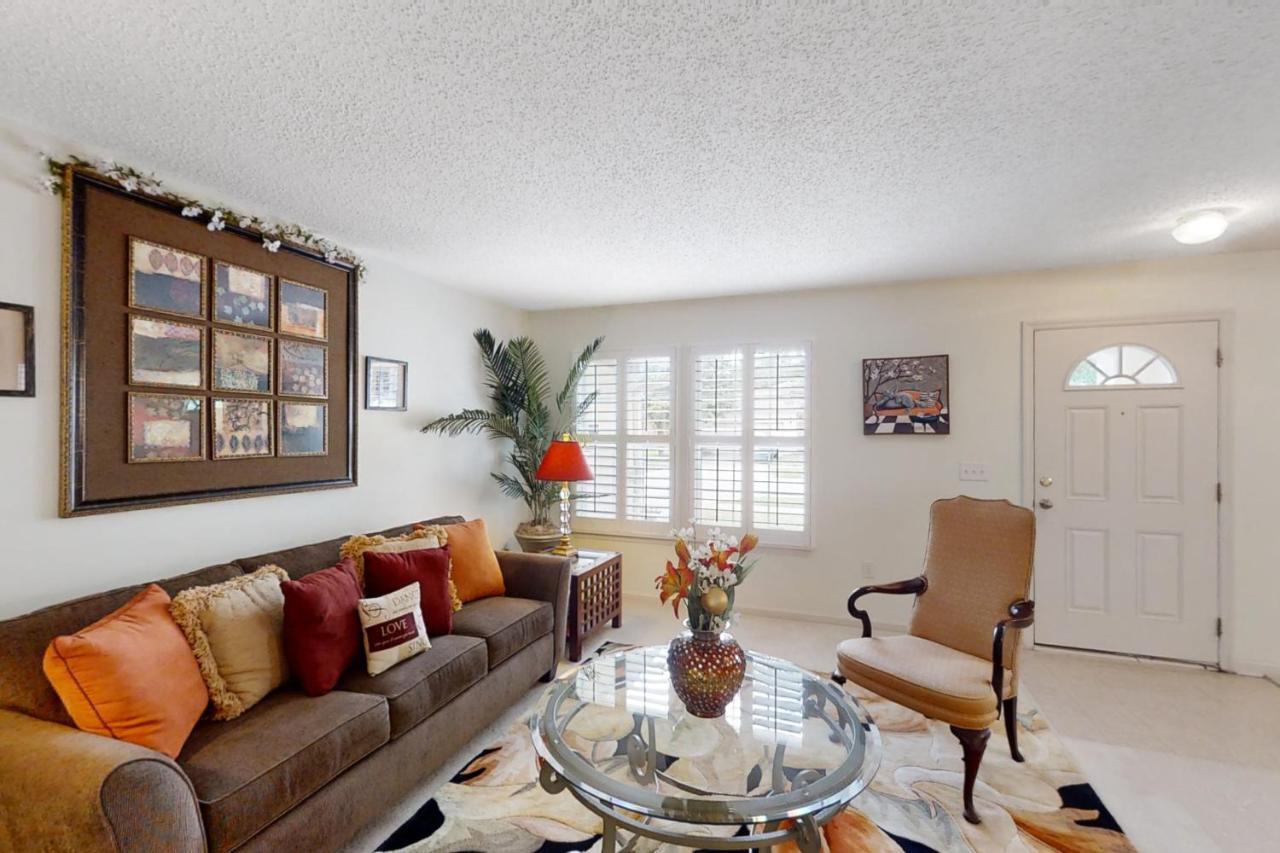 The Home On Tyson Lake Drive Jacksonville Luaran gambar